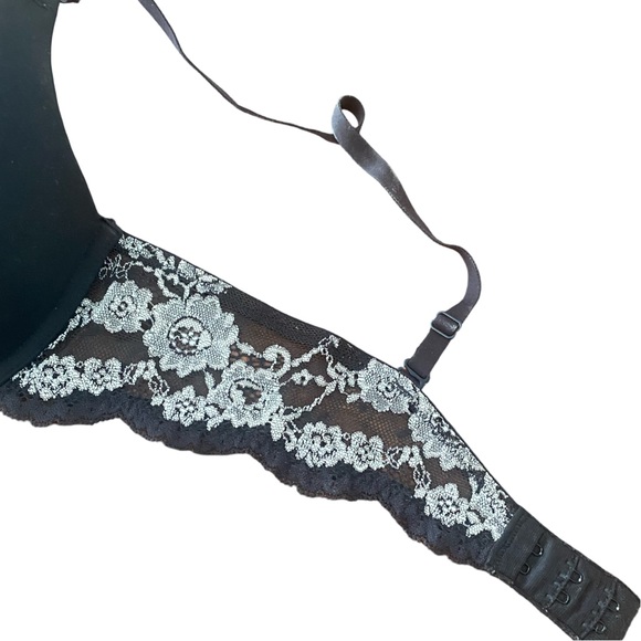 Maidenform Lace Bra - Picture 2 of 4